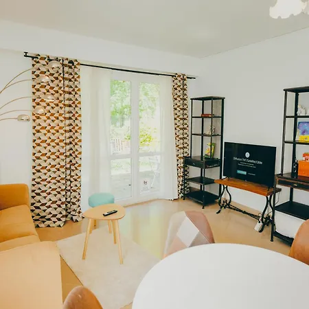 Bed & Breakfast Cozy Garden Chevilly-Larue